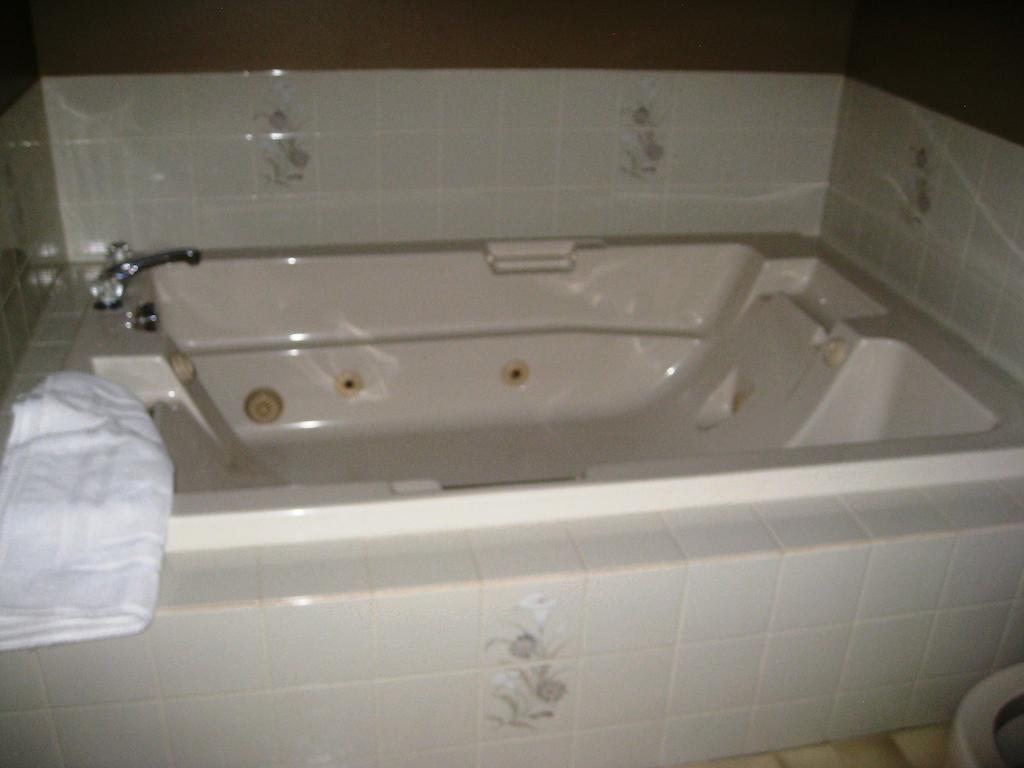 Mcdougall Lane Bed & Breakfast Drumheller Rom bilde